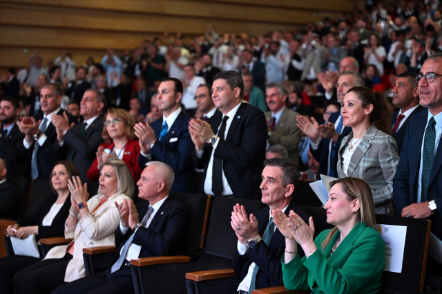 Meral Akşener, İYİ Parti Genel Başkanlığına yeniden seçildi