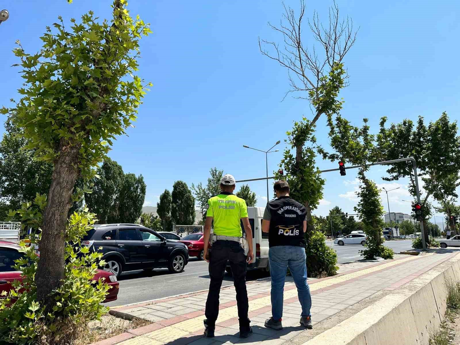 Van’da trafik ekiplerinden ‘Kurban Bayramı’ denetimi