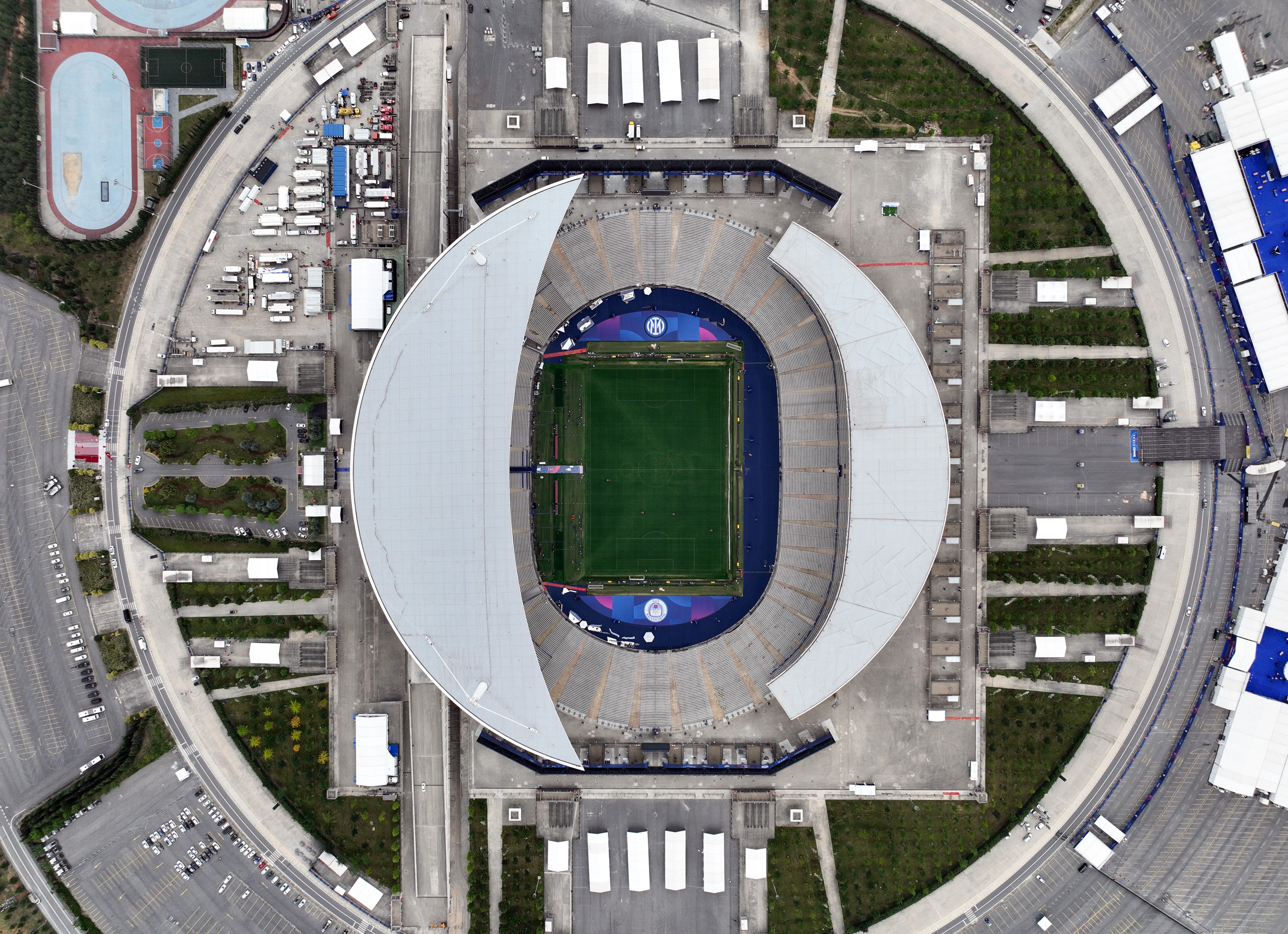 UEFA Şampiyonunun belirleneceği Atatürk Olimpiyat Stadı havadan görüntülendi