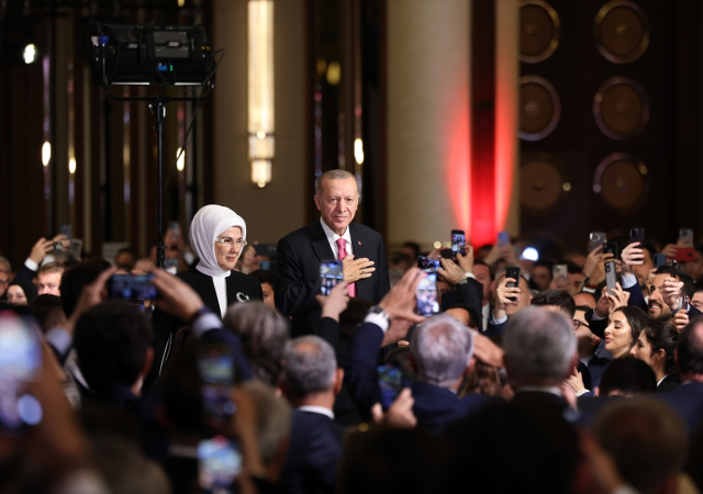 Cumhurbaşkanı Erdoğan'dan yeni dönemin ilk konuşması: 85 milyonun tamamını bağrımıza basacağız