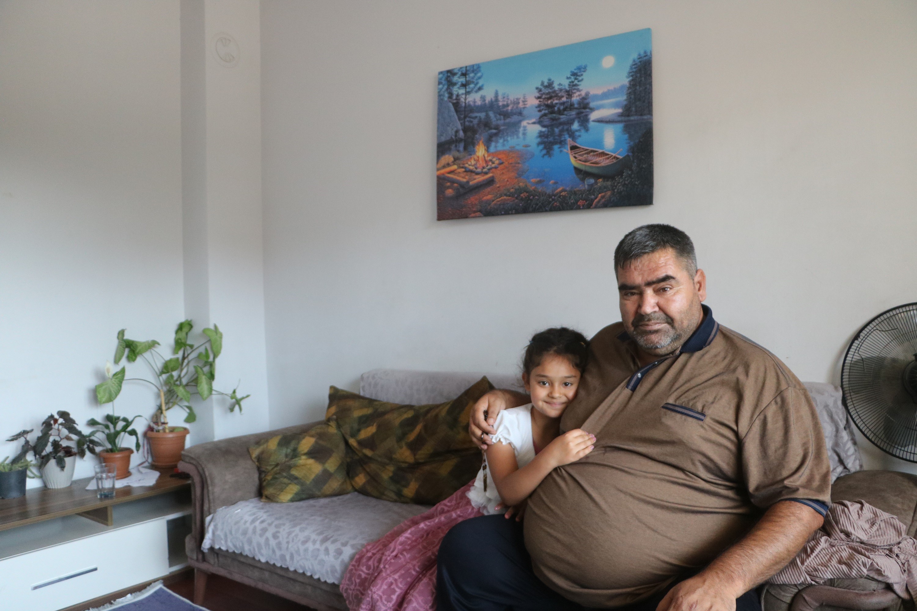Enkaz kent Hatay’da, TOKİ sakinleri Kurban Bayramını evlerinde geçiriyorlar