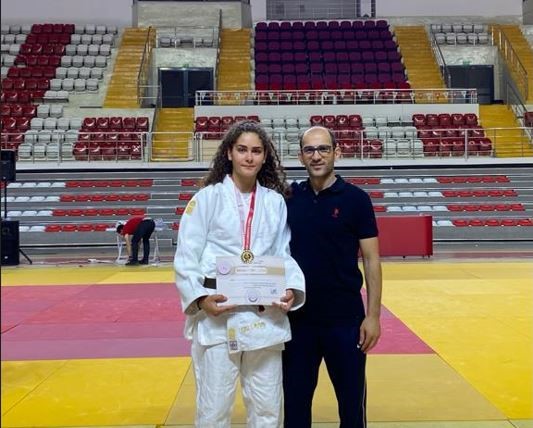 Vanlı Sinem Aydın Makedonya’dan bronz madalyayla döndü