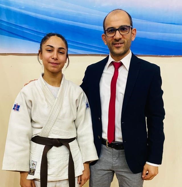 Vanlı Sinem Aydın Makedonya’dan bronz madalyayla döndü