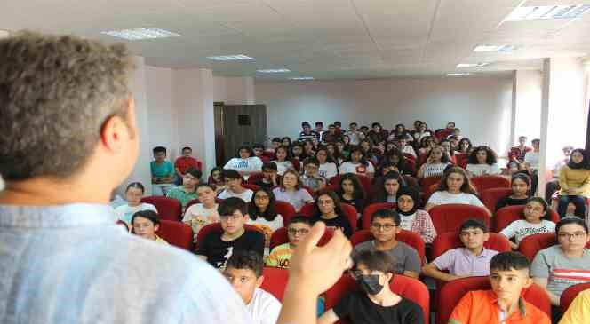 Atatürk Üniversitesi vakıf okulları başarı geleneğini bozmadı