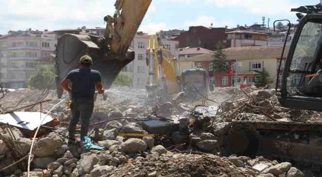 Türkiye’nin 128’nci millet bahçesinde yıkım çalışmaları yüzde 90 tamamlandı