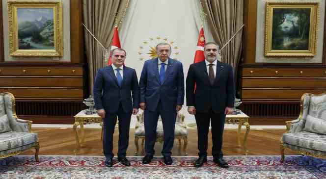 Cumhurbaşkanı Erdoğan, Azerbaycan Dışişleri Bakanı Ceyhun Bayramov’u kabul etti.
