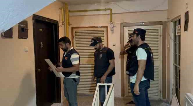 Mersin merkezli 5 ilde göçmen kaçakçılığı operasyonu: 15 gözaltı kararı