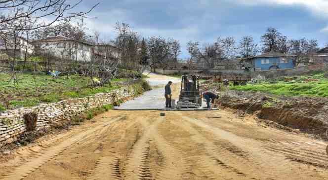 Yenişehir’e 500 bin metre parke taşı yapıldı