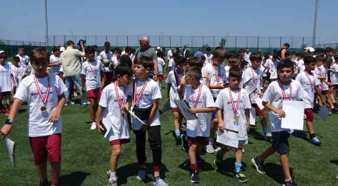 Trabzonspor Futbol Okulları Yaz Kampı’nın ilk etabı tamamlandı