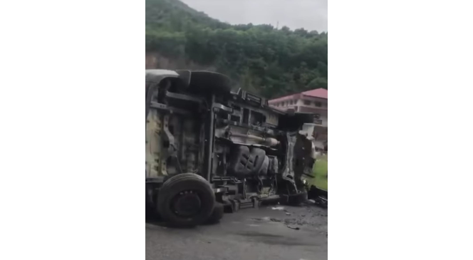 Trabzon’da yakıt tankeri ile Arap turistleri taşıyan minibüs çarpıştı: 5 yaralı İhlas Haber Ajansı