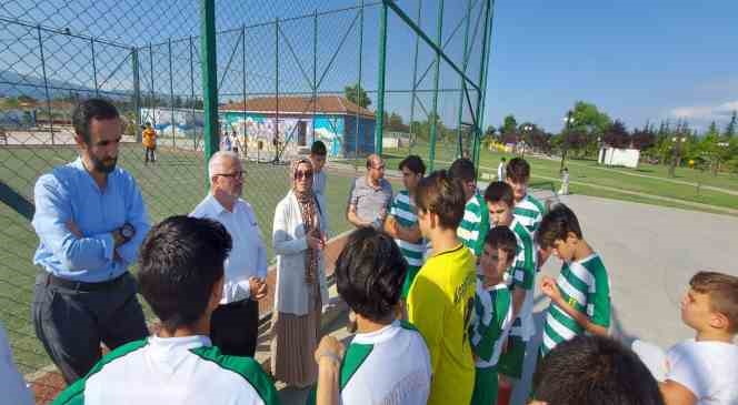 Camiler arası futbol turnuvası başladı