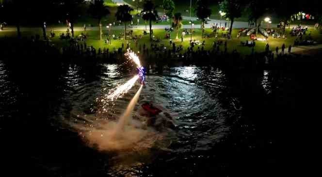 2019 Rusya Dünya Record Şampiyonu milli sporcudan flyboard şov