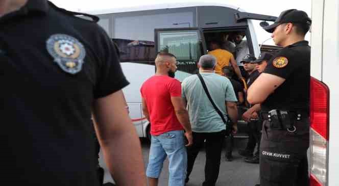 İzmir’de düzensiz göçmen operasyonu