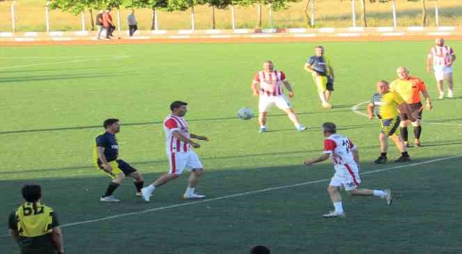 Şehit Muharrem Efendi Dündar anısına futbol turnuvası düzenlendi