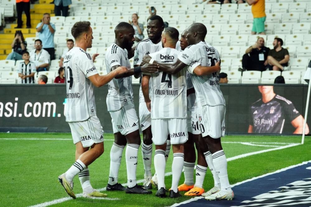 Son Dakika: UEFA Konferans Ligi 2. ön eleme turu ilk maçında Beşiktaş, Tirana'yı 3-1 mağlup etti