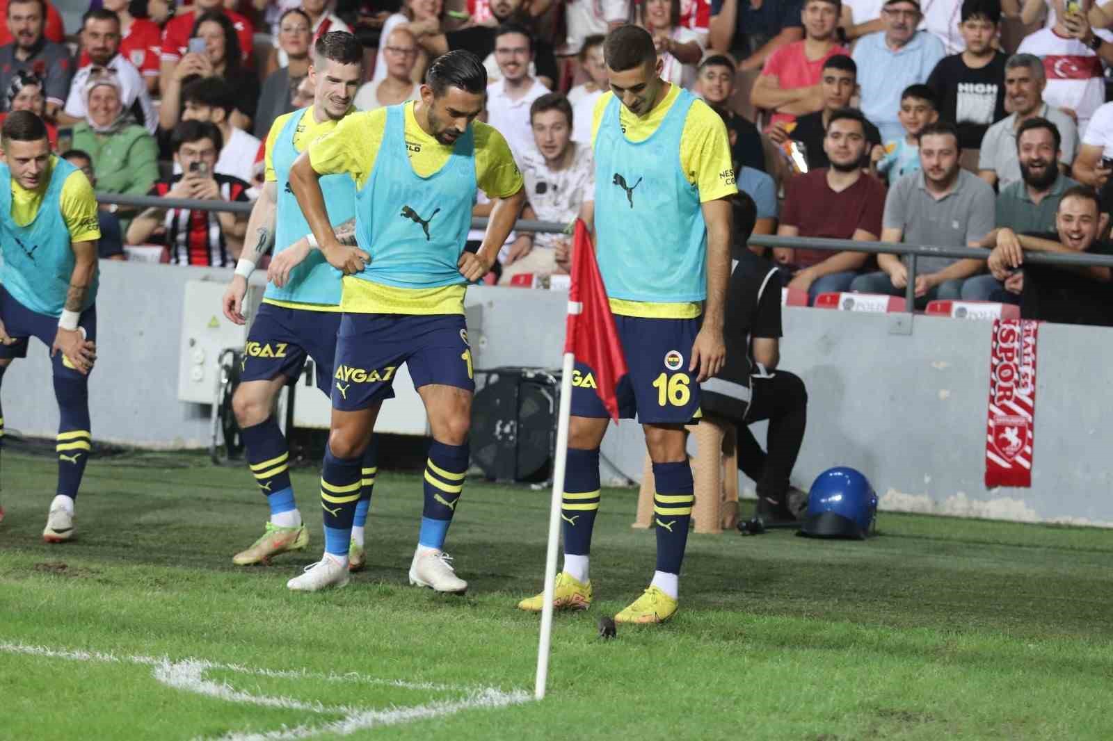 Samsunspor - Fenerbahçe maçında statta farenin yanı sıra ’peygamber devesi’ de görüldü