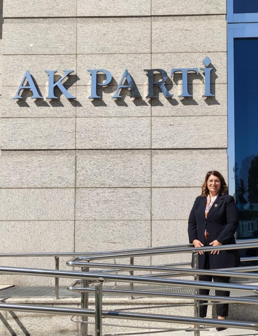AK Parti Aydın İl Kadın Kolları’nın yeni başkanı Kayır oldu
