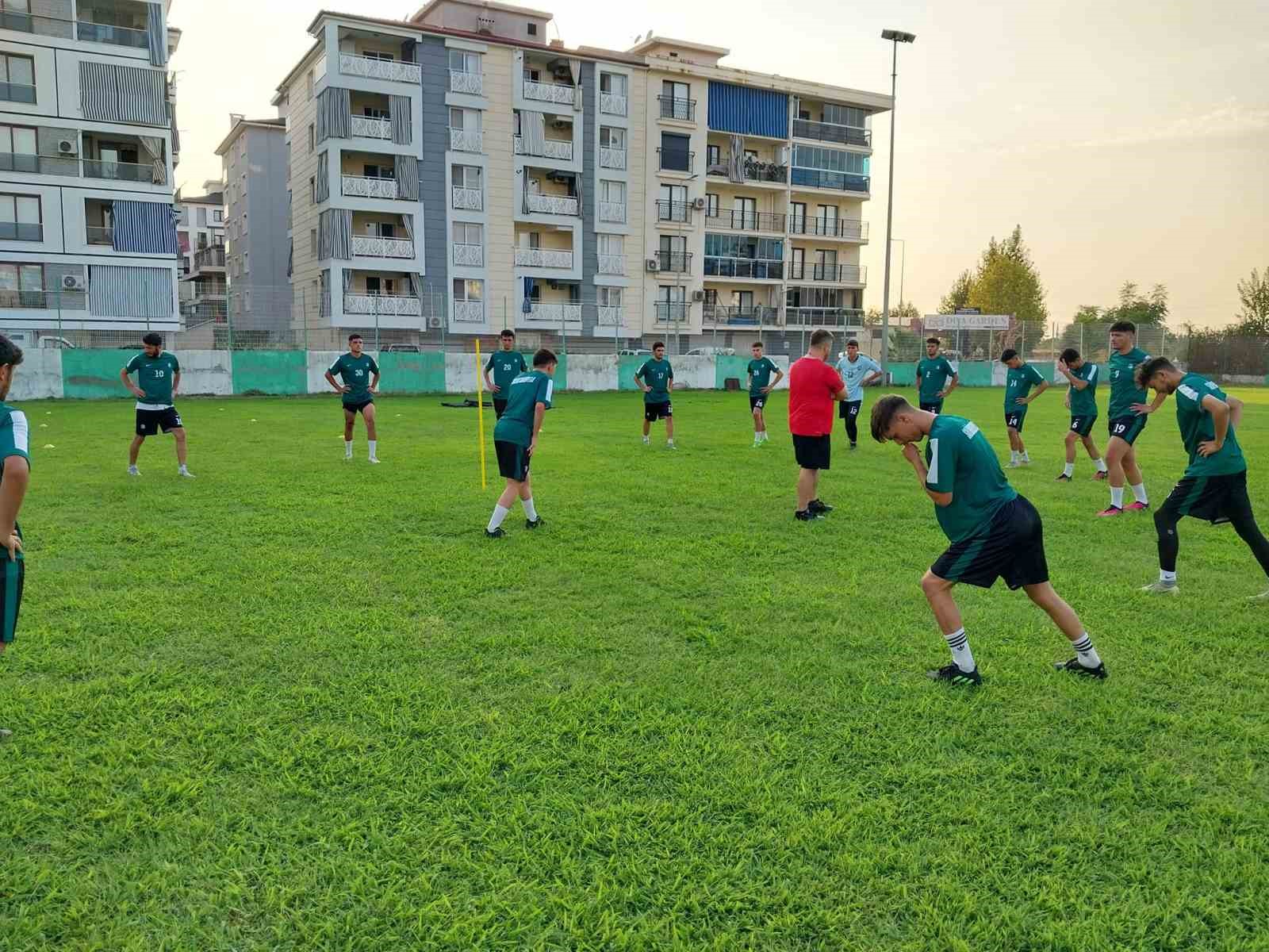 Salihli Belediyespor sezonu açtı