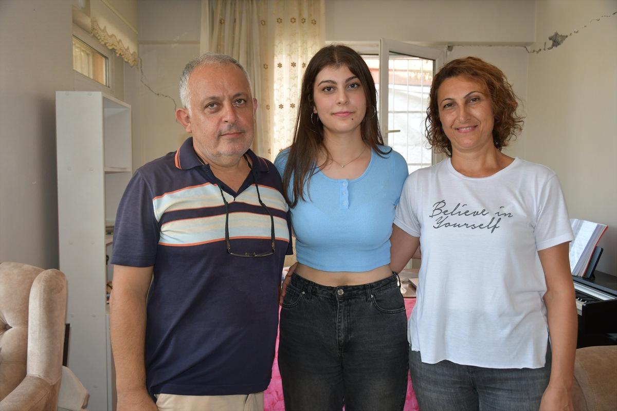 Depremde yaralanan Hataylı Başak, Türkiye 97'ncisi olarak hayalindeki bölümü kazandı