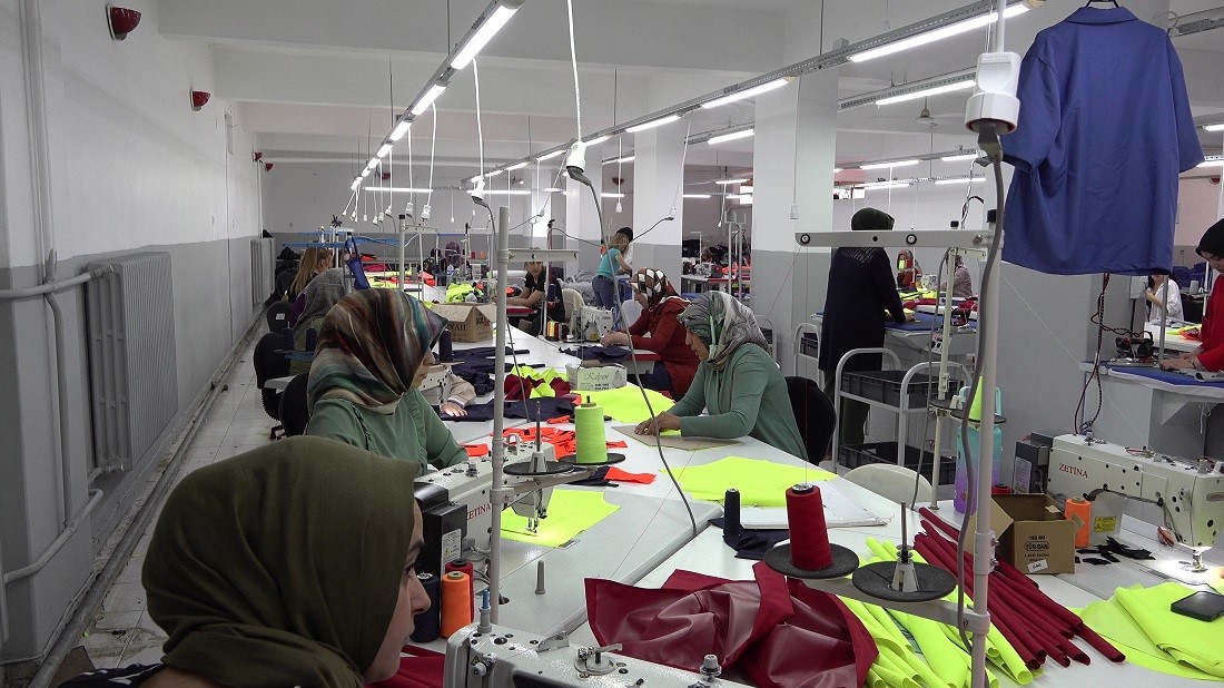 Tekstil Üretim Atölyesi kadın istihdamına katkı sağlıyor