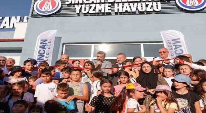 Sincan’da 3’üncü yüzme havuzu açıldı