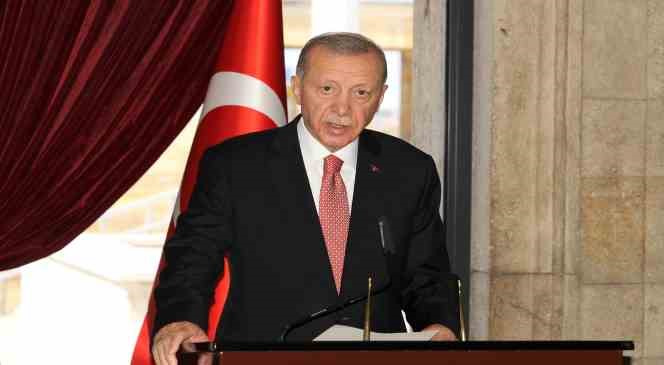 Cumhurbaşkanı Erdoğan başkanlığındaki YAŞ üyeleri Anıtkabir’i ziyaret etti