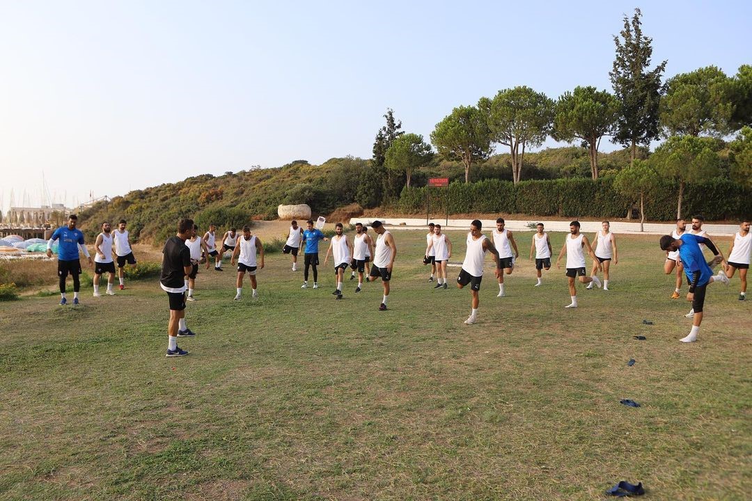 Didim Belediyespor, plajda enerji depoluyor