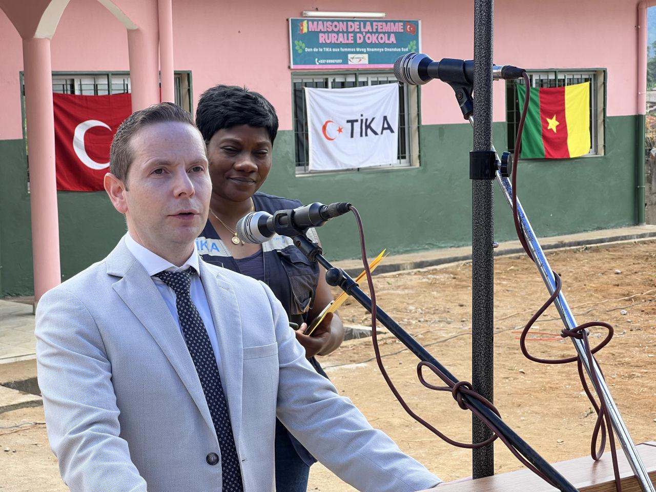 TİKA, Kamerun'da El Sanatları Merkezi ve Kadın Evi inşa etti