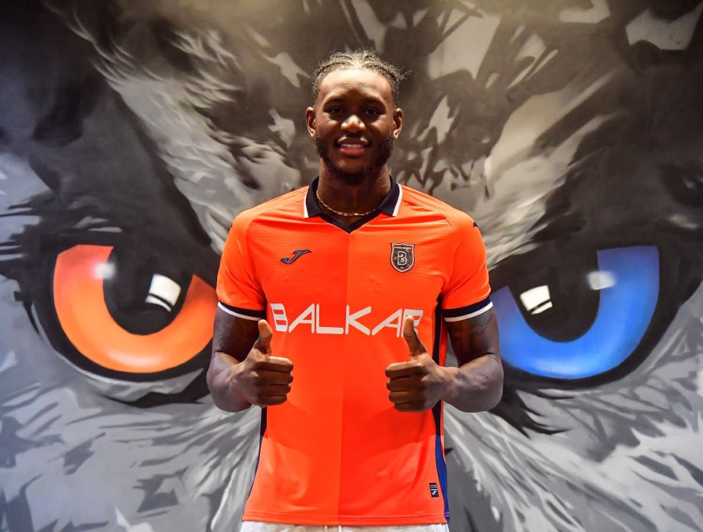 RAMS Başakşehir, Jerome Opoku’yu kiralık olarak kadrosuna kattı