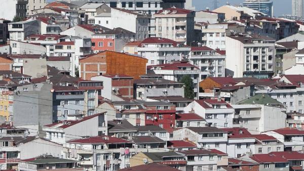 Öğrenciler ev arayışında, emlak dolandırıcıları iş başında