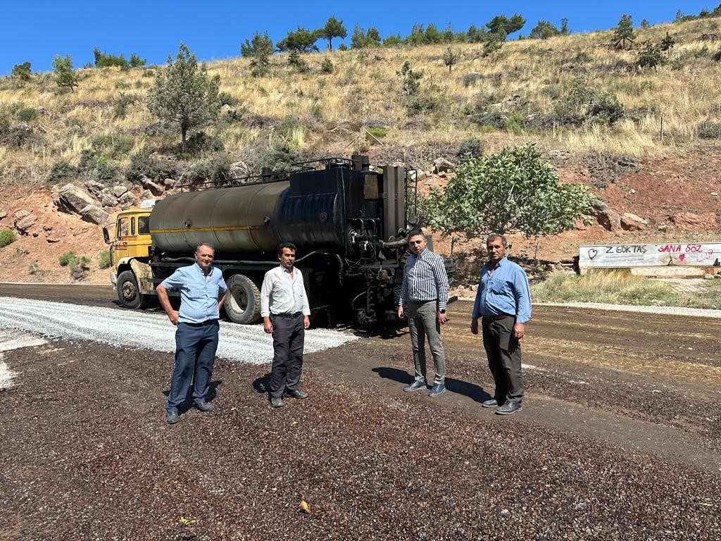 Akhisar’da 25 kilometrelik yol çalışması başladı