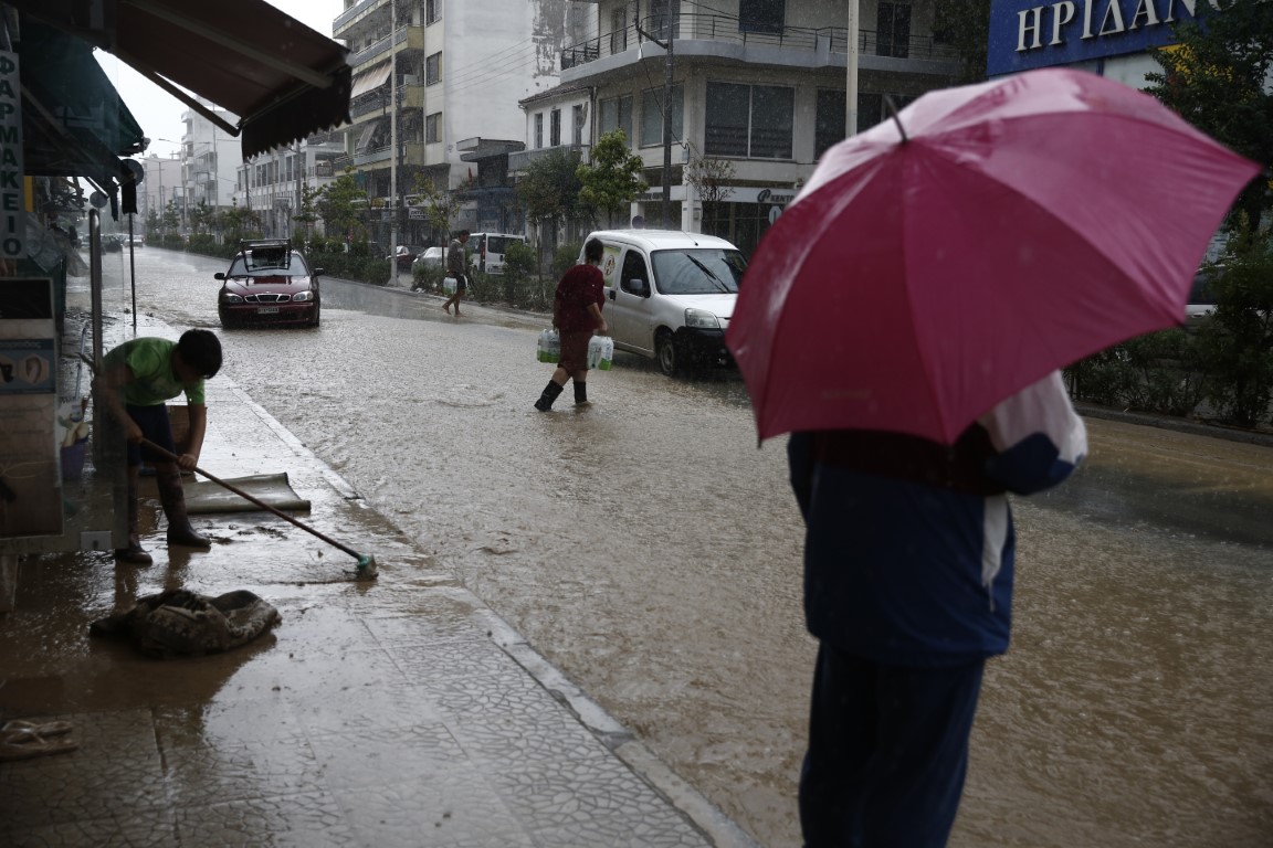 Yunanistan’daki sel felaketinde can kaybı 2’ye yükseldi