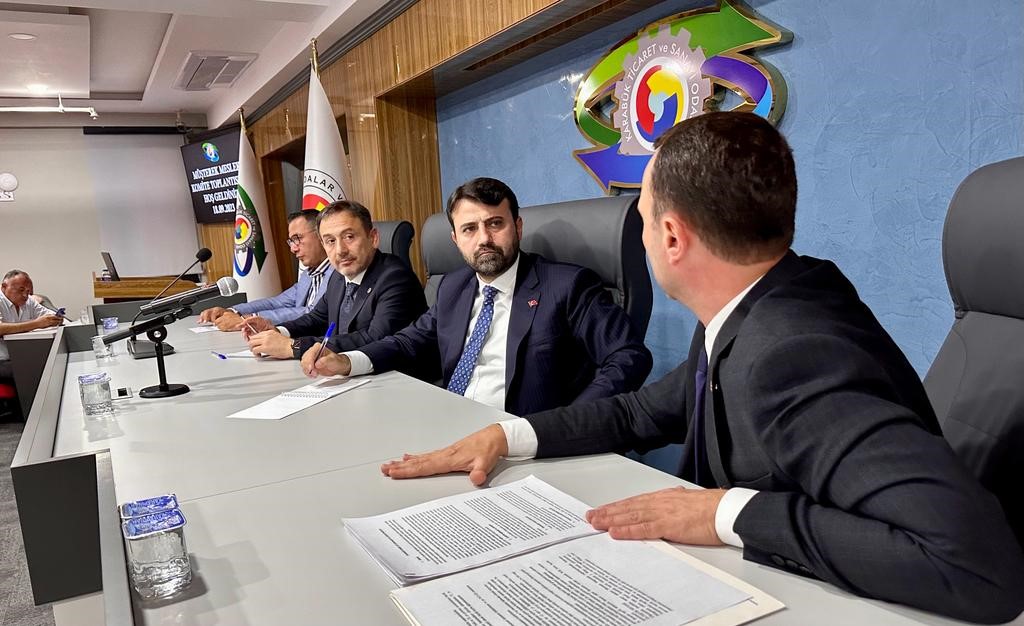 AK Parti milletvekilleri, Müşterek Meslek Komite Toplantısına katıldı