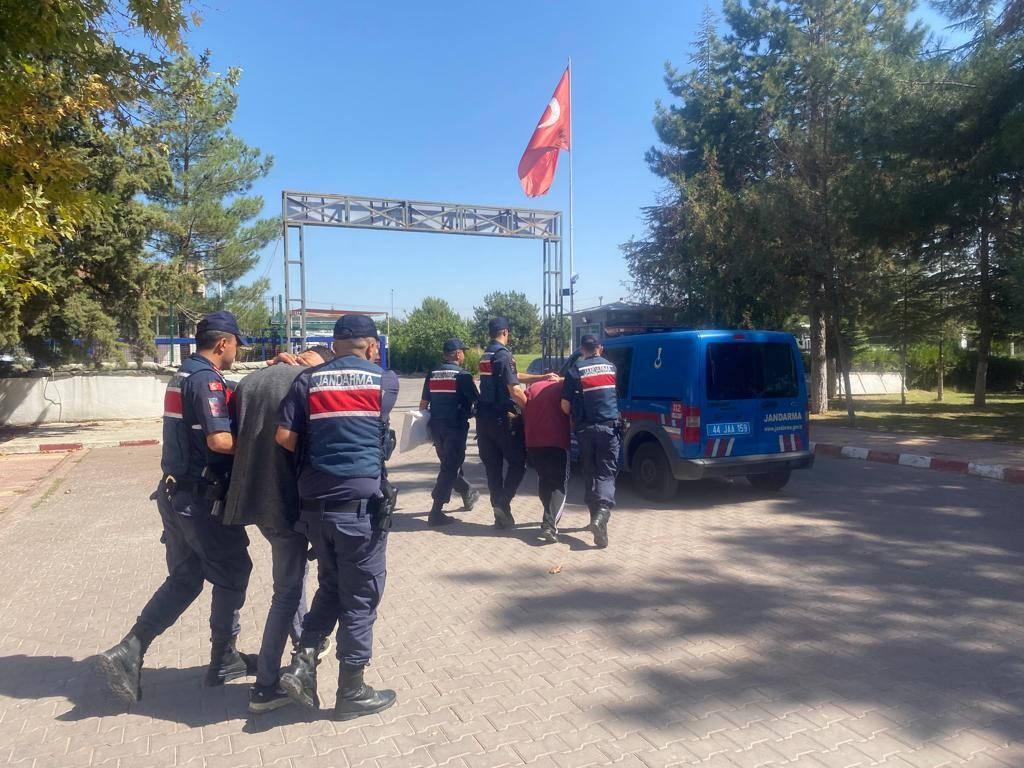 Malatya'da FETÖ ve PKK/KCK/PYD/YPG'ye operasyon: 3 tutuklama