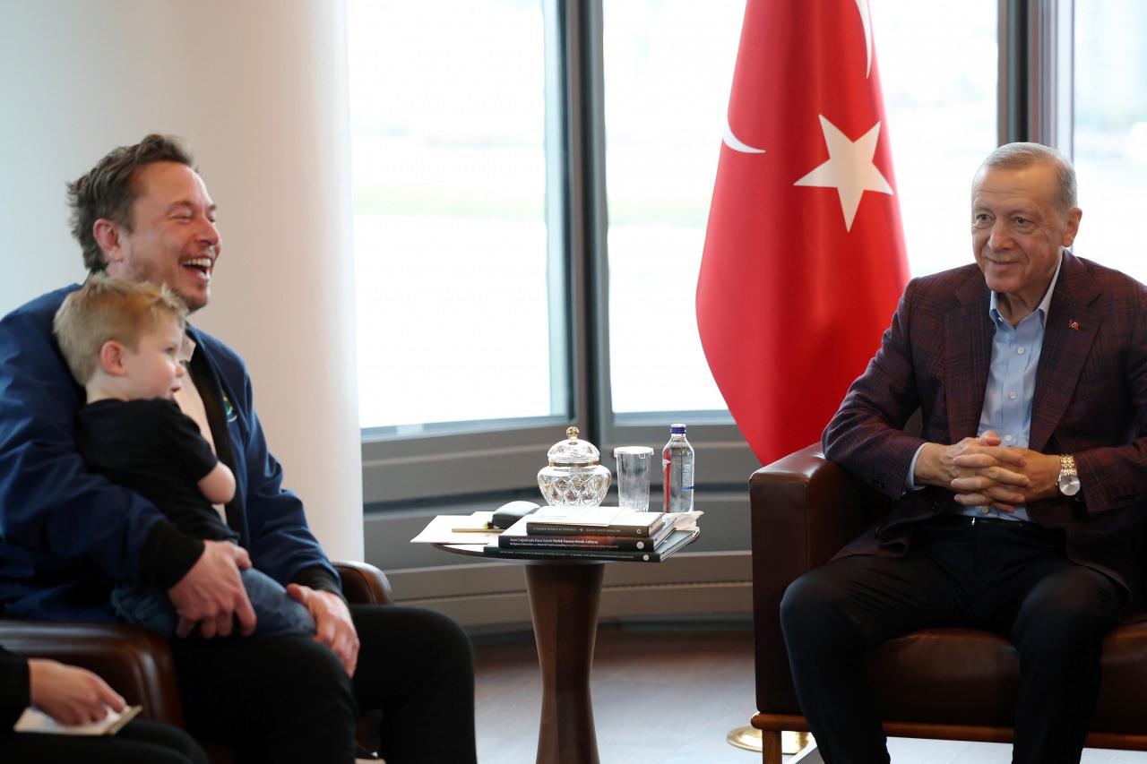 Cumhurbaşkanı Erdoğan Elon Musk ile Türkevi'nde görüştü