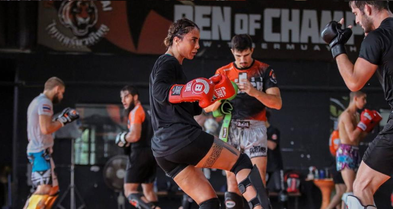 Sabriye Şengül Amerika'da tarihi MMA maçına çıkıyor!