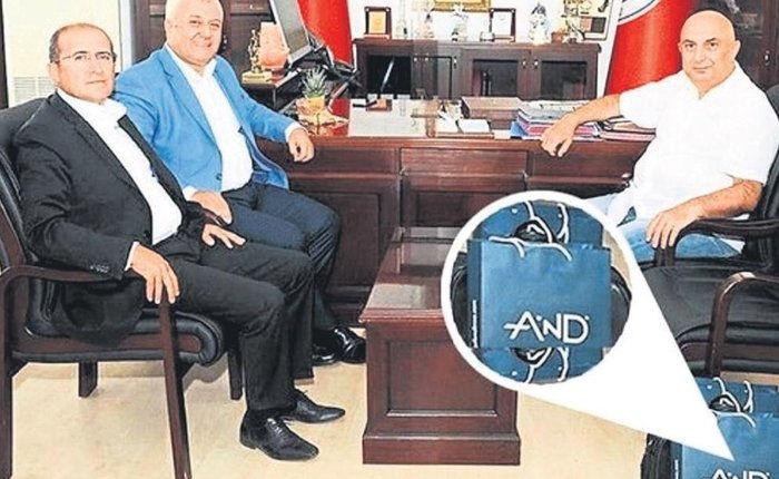 Kılıçdaroğlu asansörde mahsur kaldı! Arkasından ‘rant’ çıktı