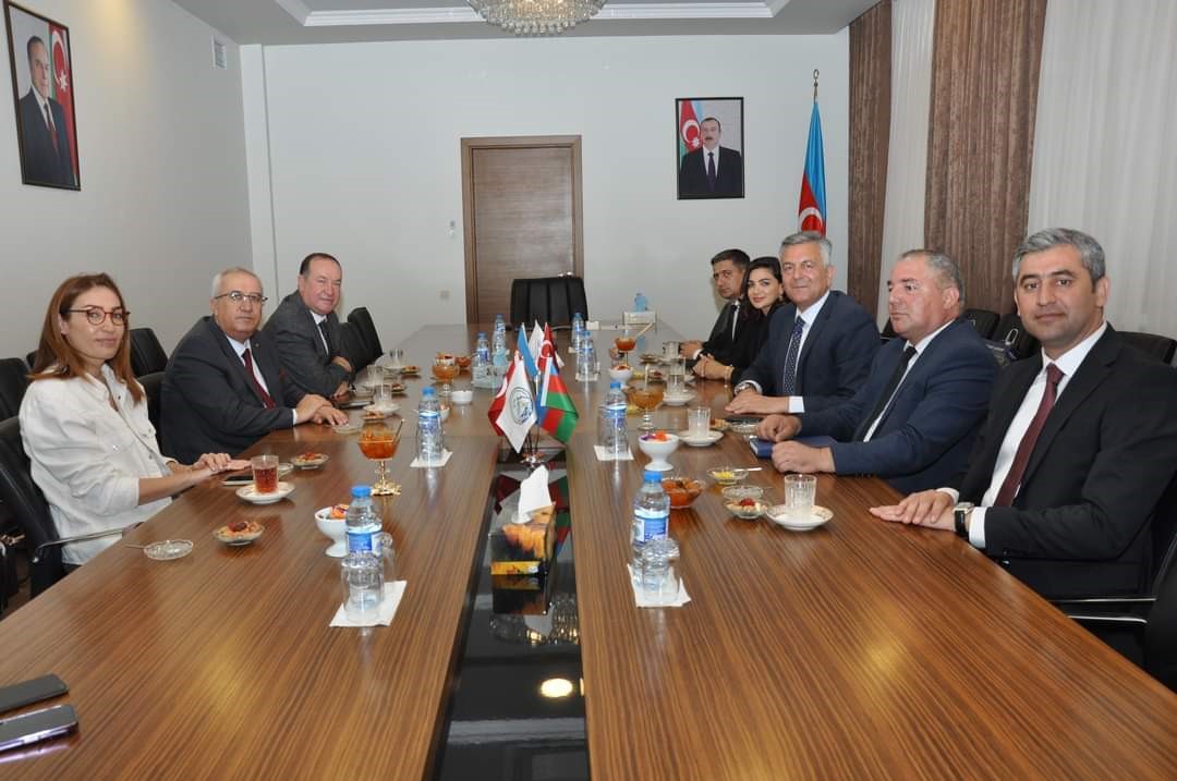 Başkan Cengiz Arslan, kardeş kent Bilasuvar’ı ziyaret etti