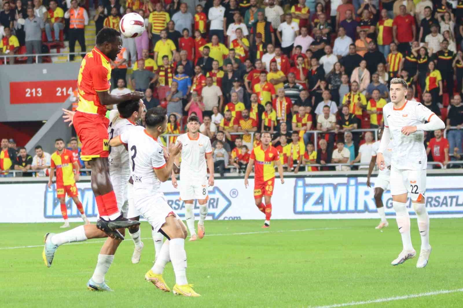 Göztepe’nin golcüsü Diouf, beklentilerin altında kaldı