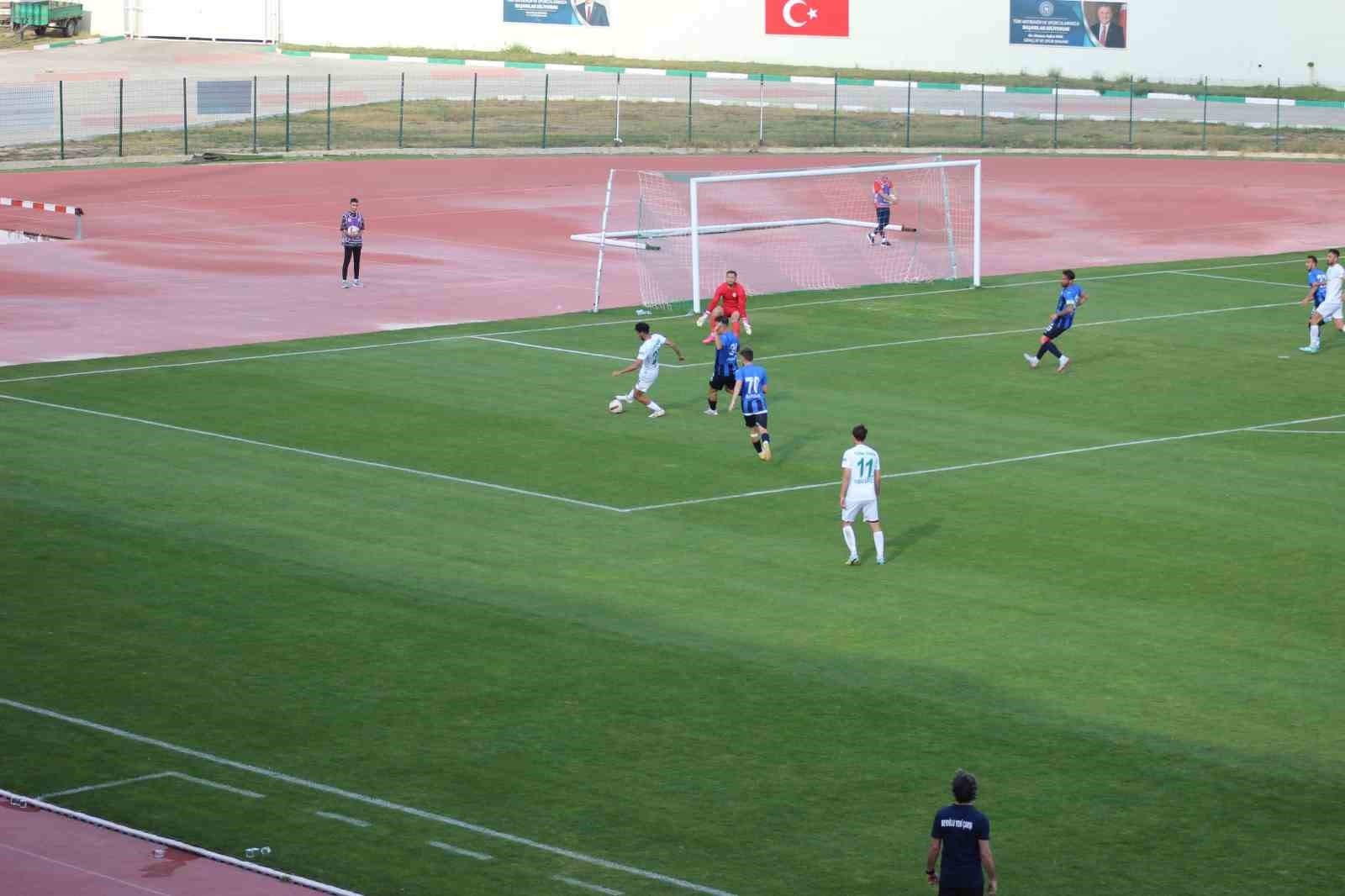 TFF 2. Lig: Kırklarelispor: 2 - Beyoğlu Yeni Çarşı Spor:1