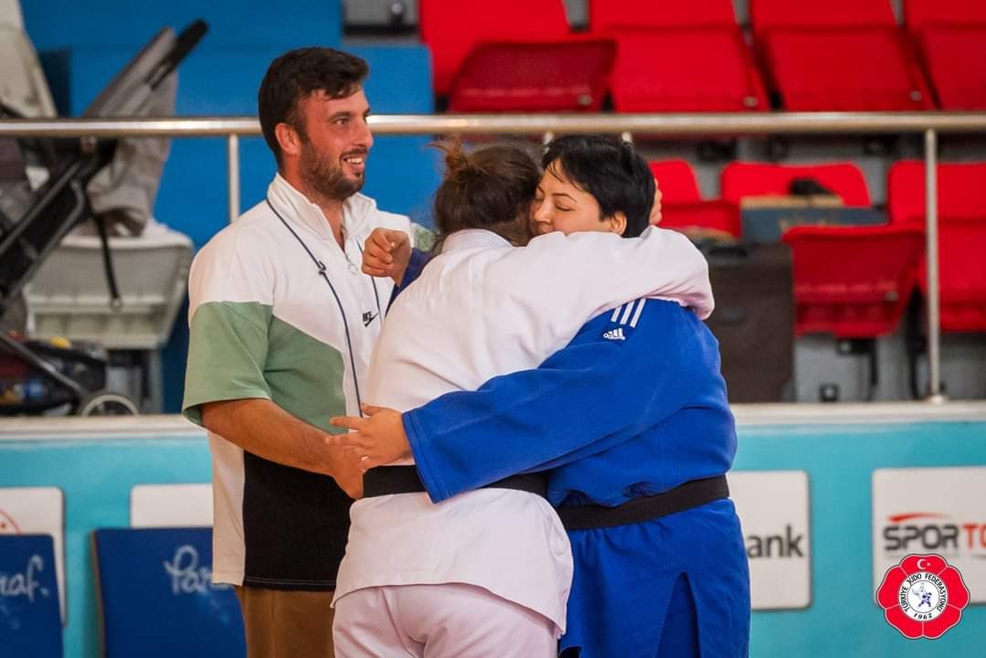 İşitme engelli judoculardan 4 madalya