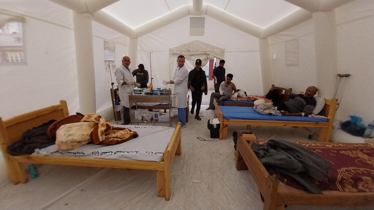 El Aksa Şehitler Hastanesi doldu yaralılar çadırda tedavi ediliyor