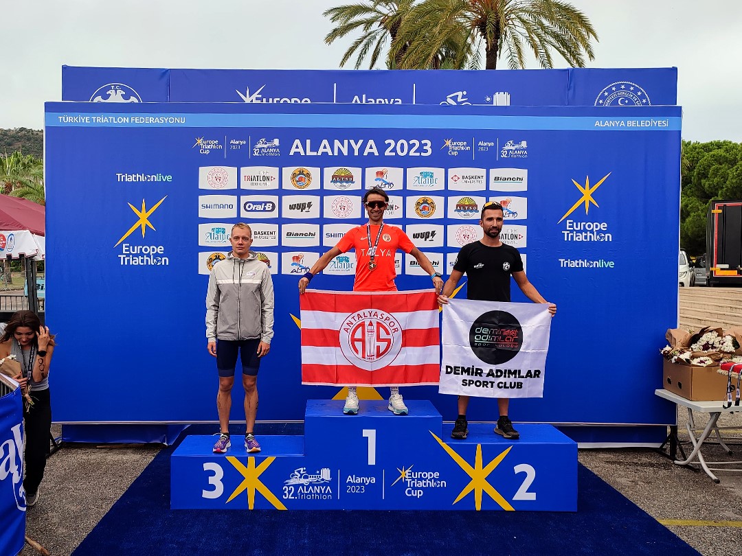 Alanya Triatlonu’nda Antalyaspor farkı