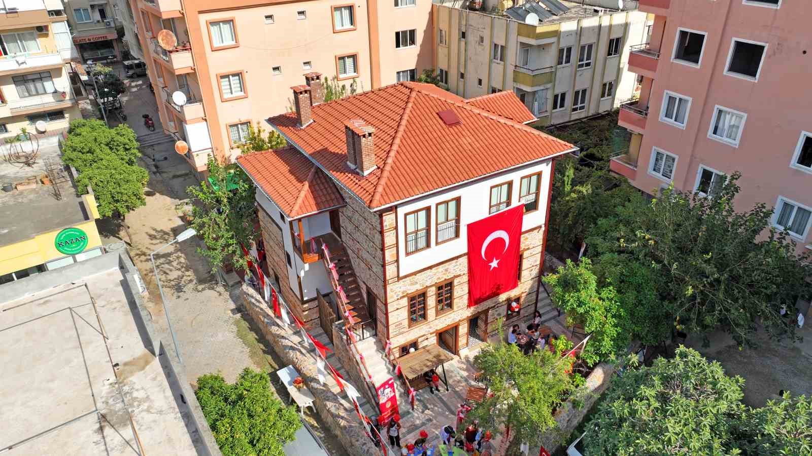 Alanya Belediyesi Çocuk Kütüphanesi ve Masal Evi açıldı