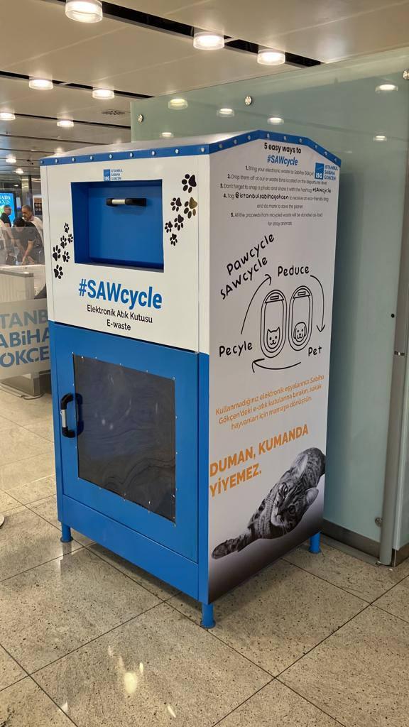Sabiha Gökçen Havalimanı’nda elektronik atıklar kutulara, mamalar barınaklara