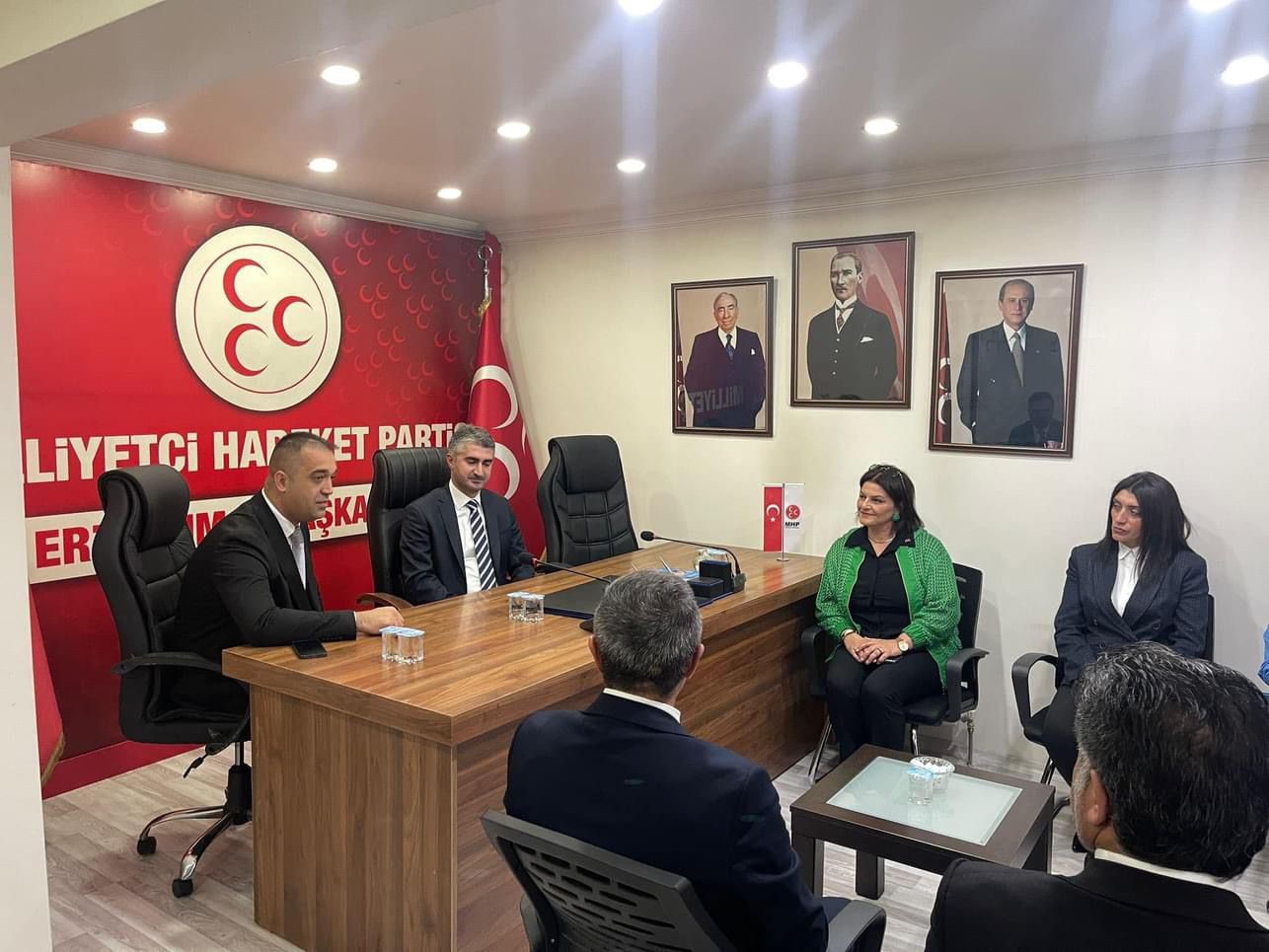 Bakan Yardımcısı Tarıkdaroğlu’ndan MHP’ye ziyaret