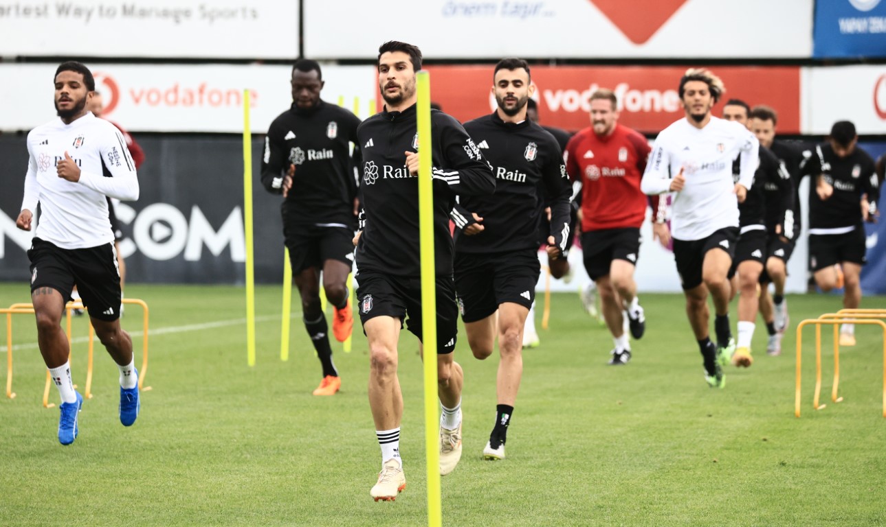 Beşiktaş, Galatasaray maçı hazırlıklarına devam etti