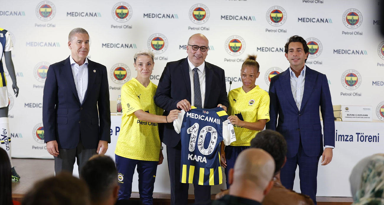 Medicana Sağlık Grubu, Fenerbahçe Kadın Futbol Takımı’nın forma sırt sponsoru oldu