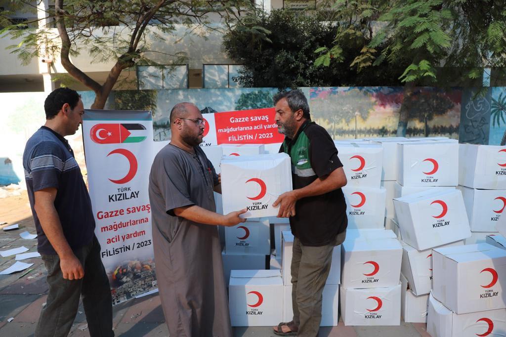 Türk Kızılayın Gazze'deki aşevinde, yeniden sıcak yemek çıkarılmaya başlandı