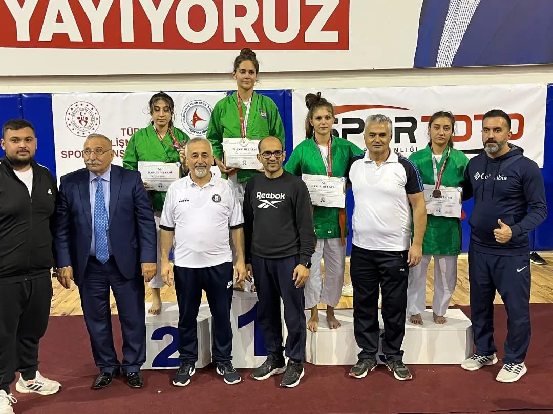 Kütahyalı sporcular Ankara’dan madalyalarla döndü